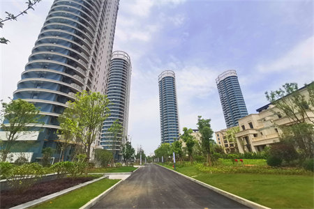 新上！急售好房，密州华都富林南区3室2厅2卫130m2